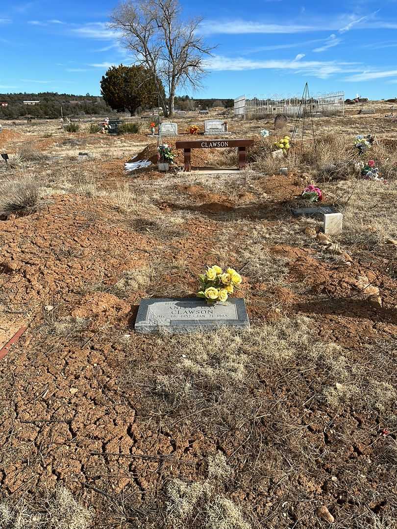 Anita Gay Clawson's grave. Photo 2