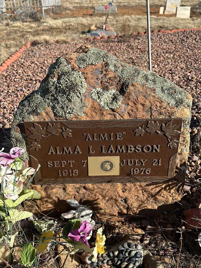 Alma L. "Almie" Lambson's grave. Photo 1