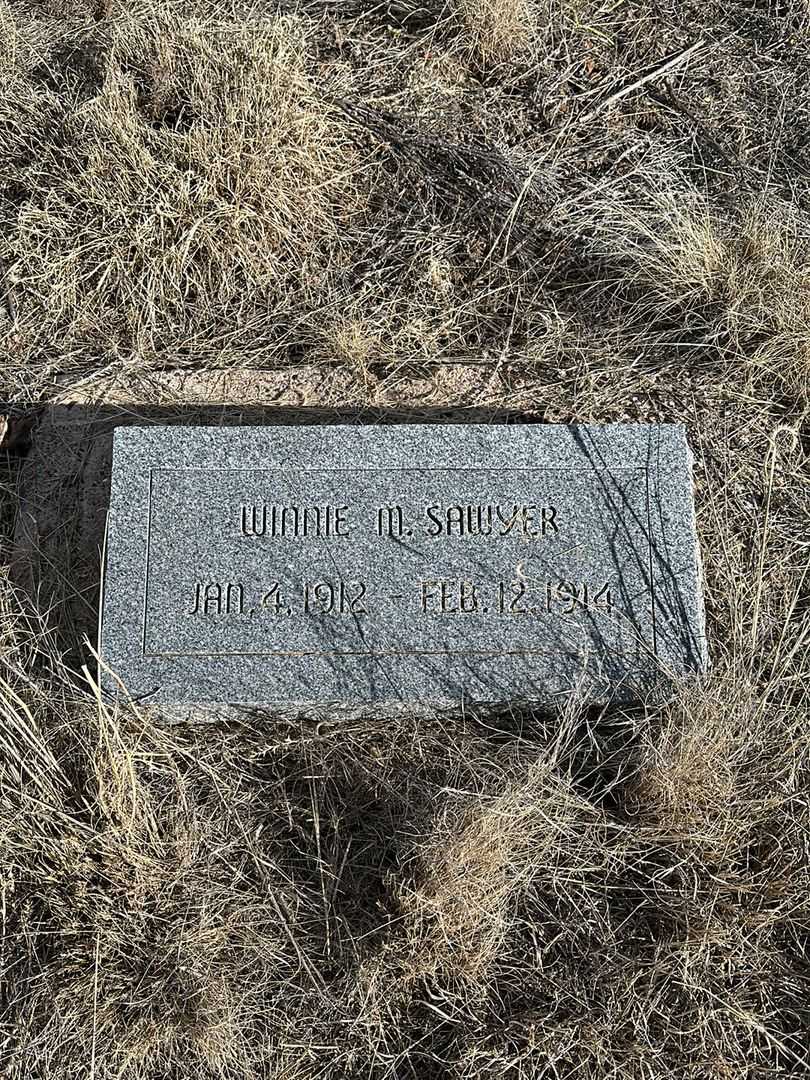 Winnie M. Sawyer's grave. Photo 1