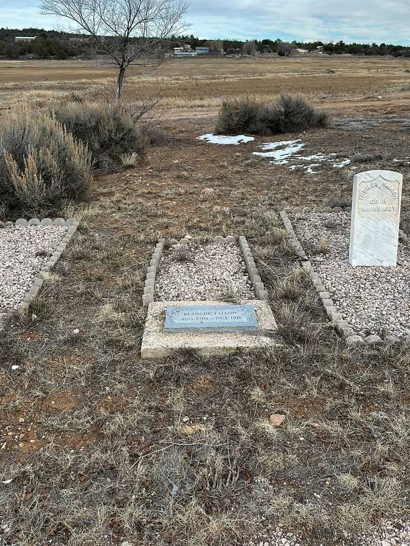 Blanche Fallon's grave. Photo 2