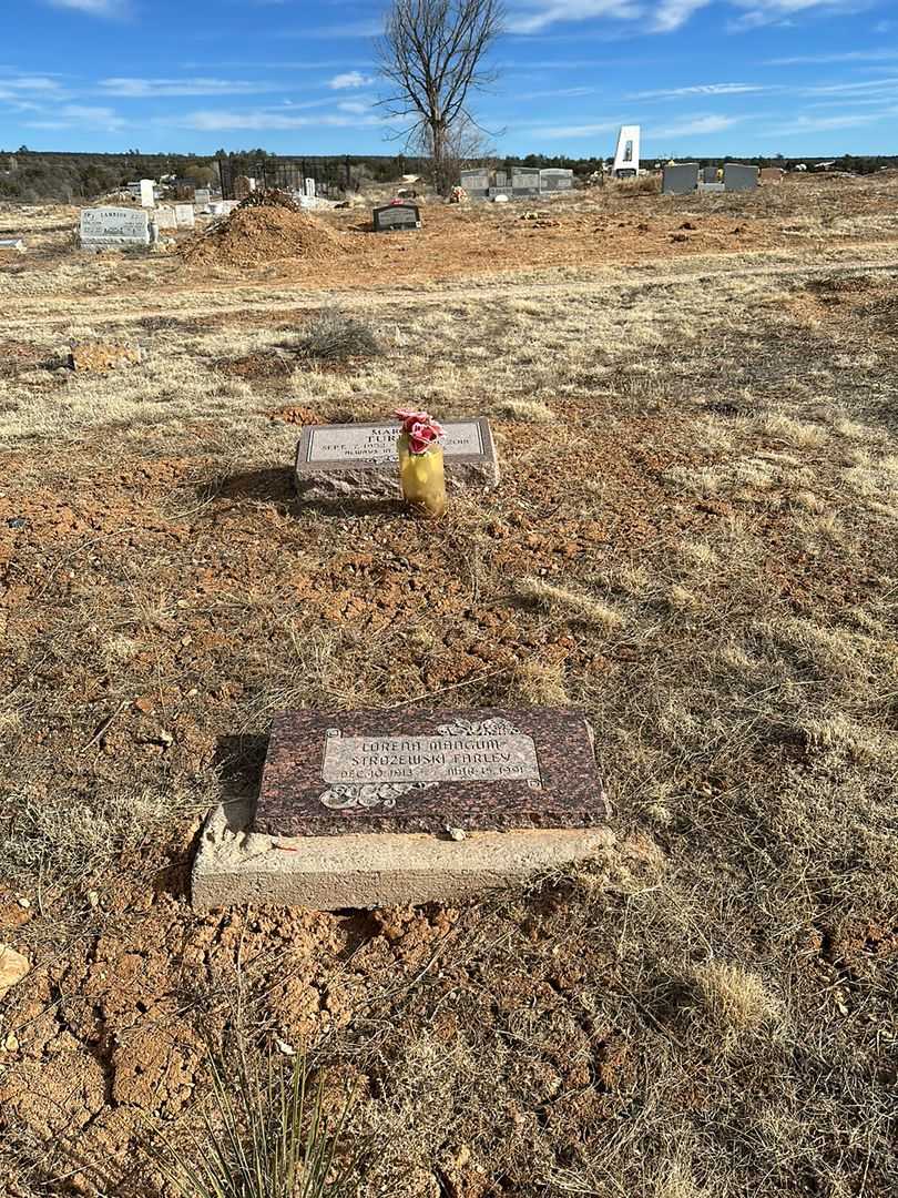 Lorena Mangum Strozewski Farley's grave. Photo 2