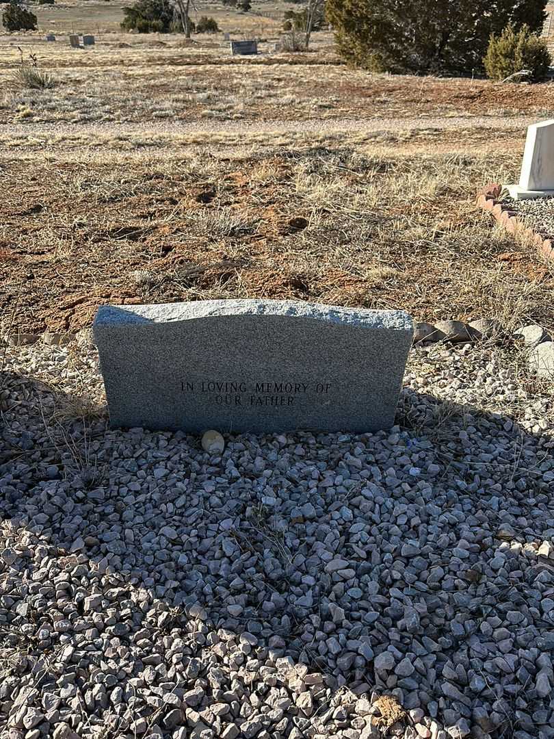 Robert Parvin Ervien's grave. Photo 3