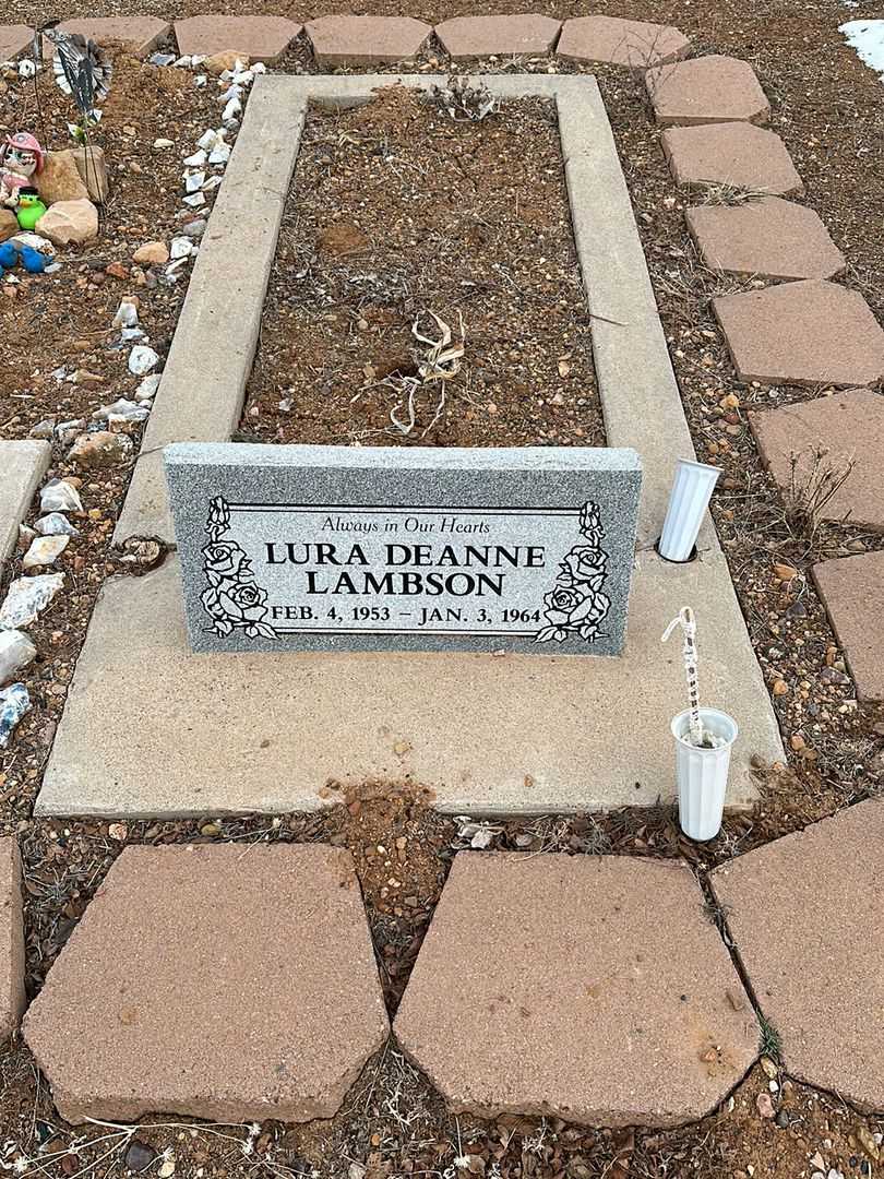 Lura Deanne Lambson's grave. Photo 2