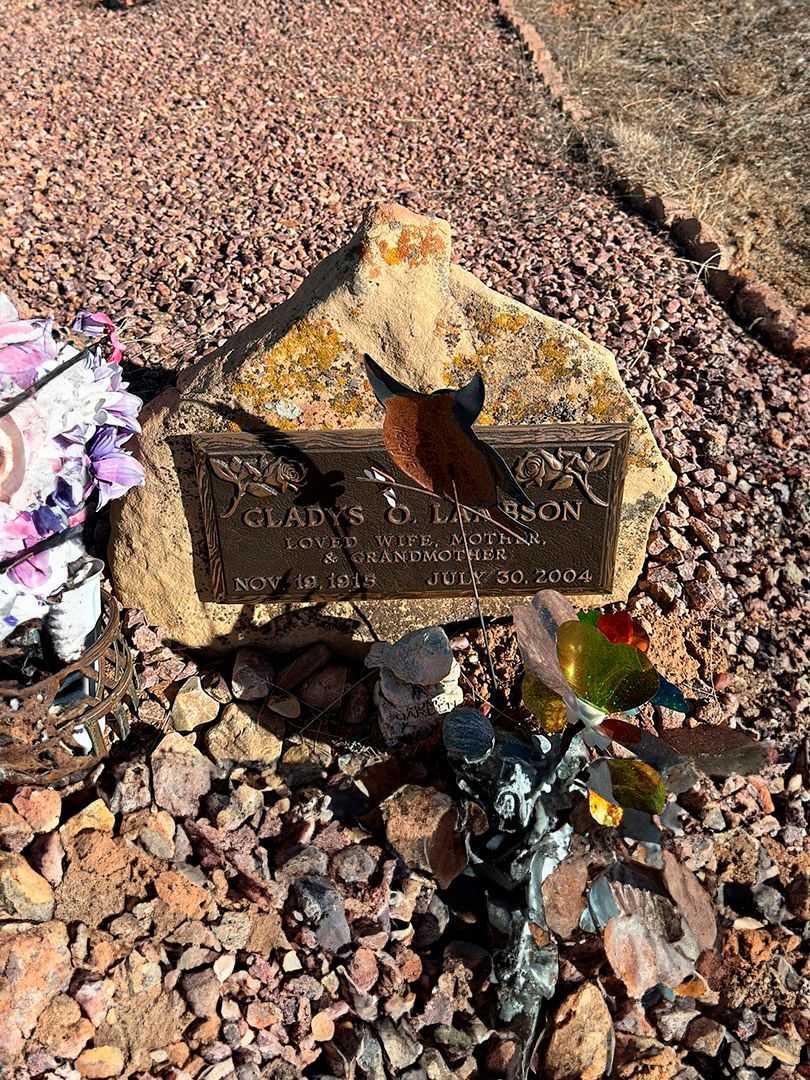 Gladys O. Bloomfield Marable Lambson's grave. Photo 1