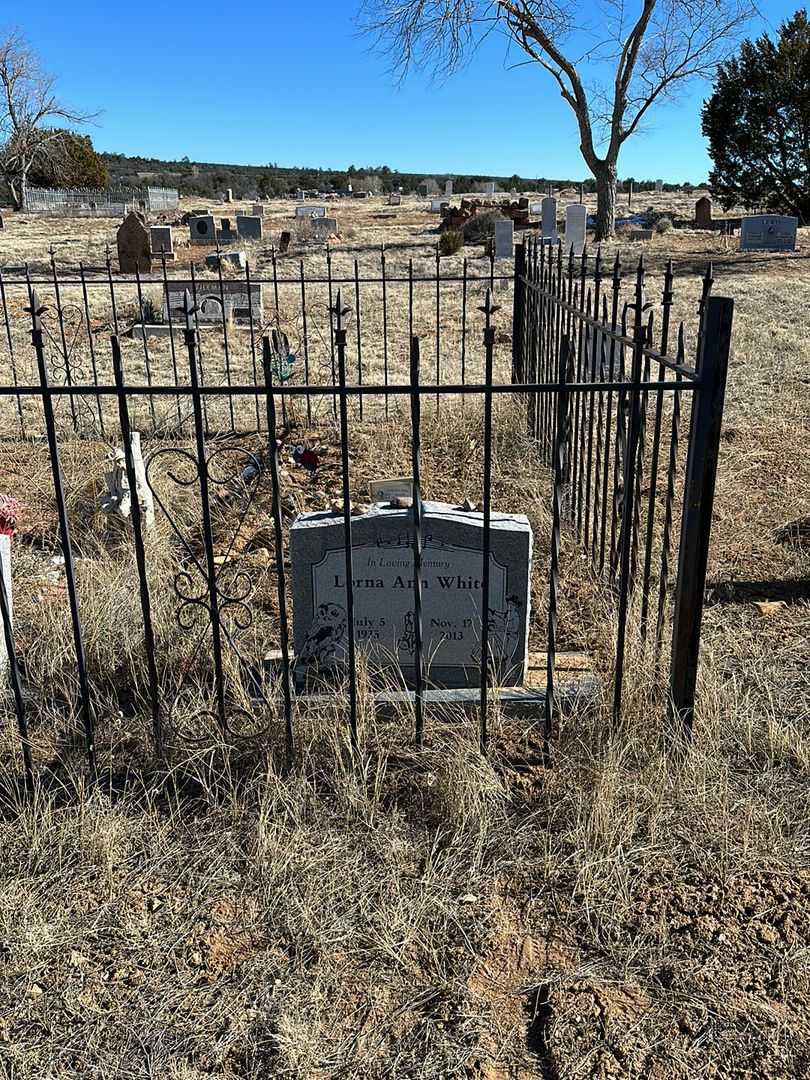 Lorna Ann White's grave. Photo 2