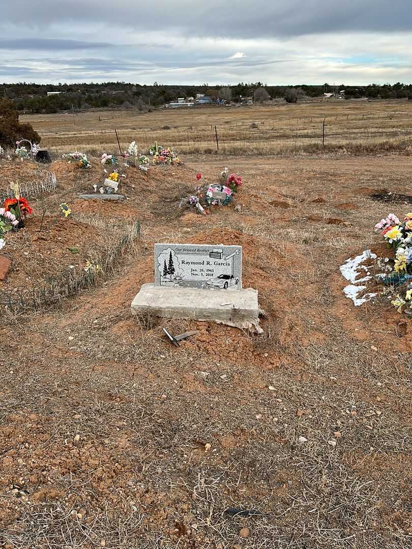 Raymond R. Garcia's grave. Photo 2