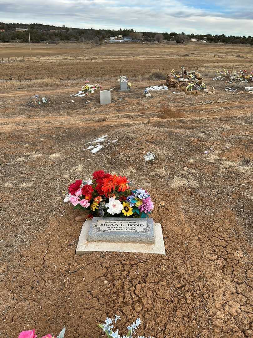 Brian L. Bond's grave. Photo 1