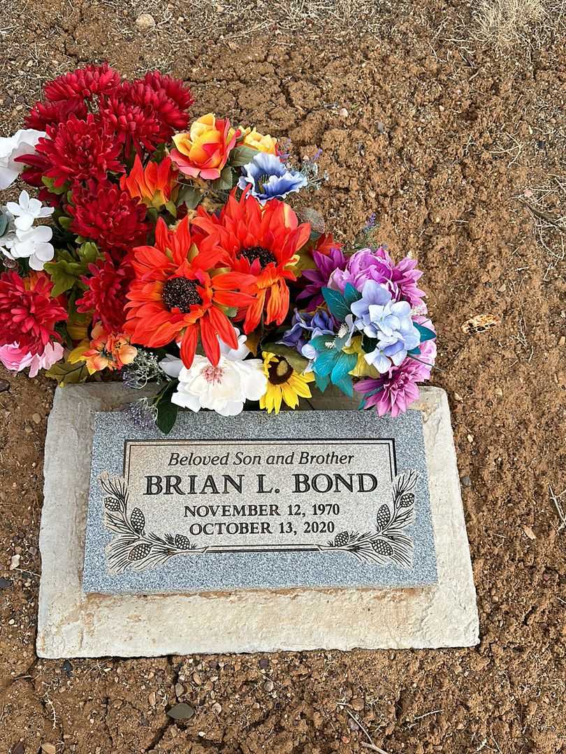 Brian L. Bond's grave. Photo 2