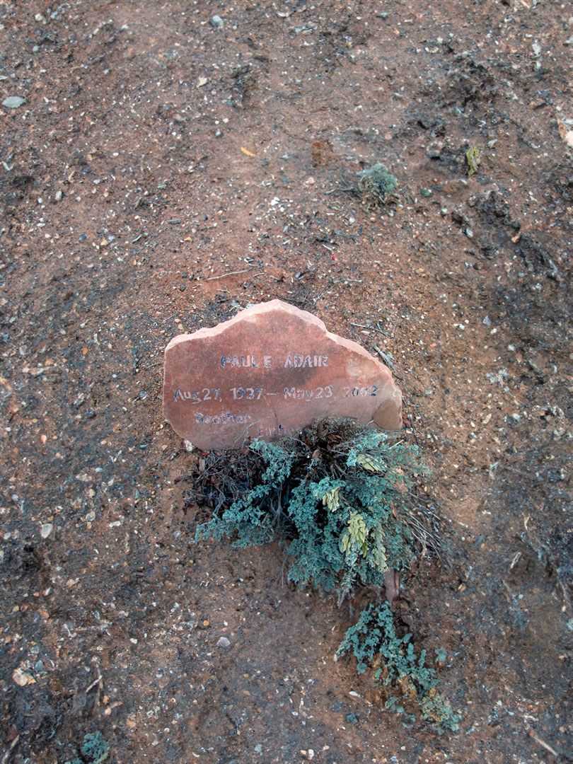 Paul E. Adair's grave. Photo 1