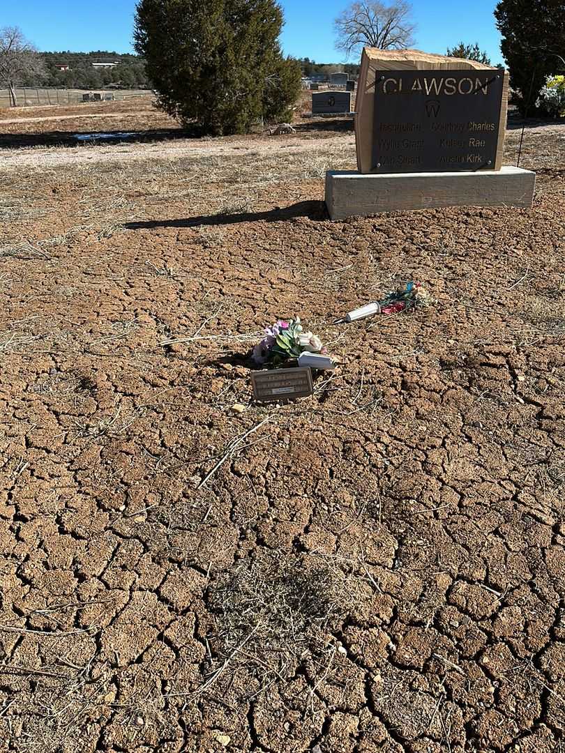 Mildred G. Schoolcraft's grave. Photo 1