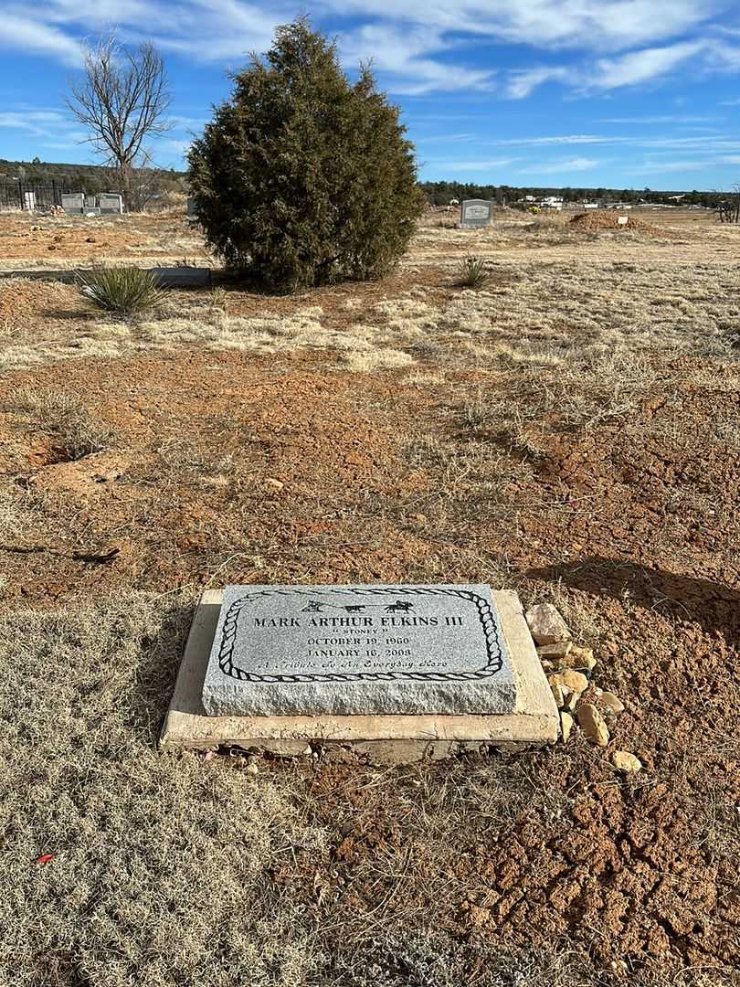 Mark Arthur "Stoney" Elkins Third's grave. Photo 2