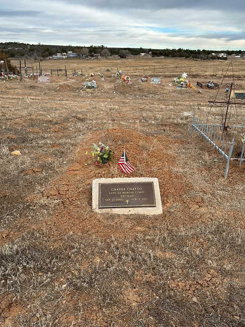 Chavez Chatto's grave. Photo 2