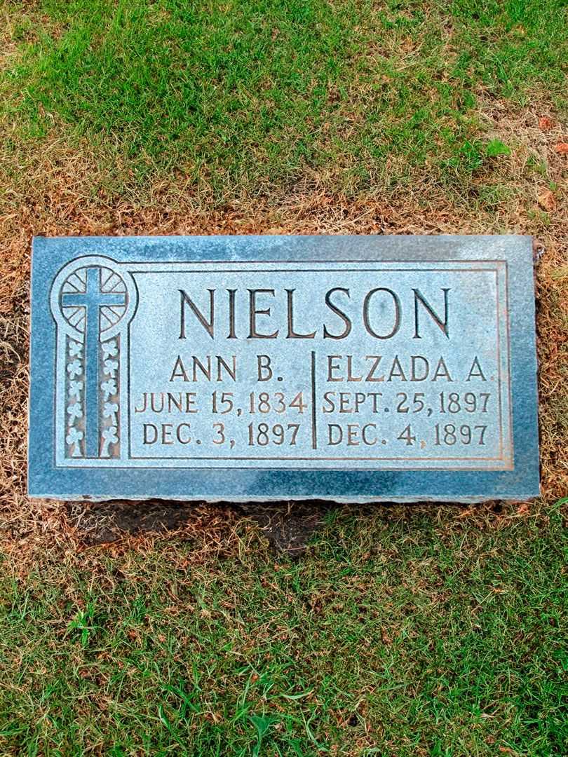 Elzada Albertha Nielson's grave. Photo 2