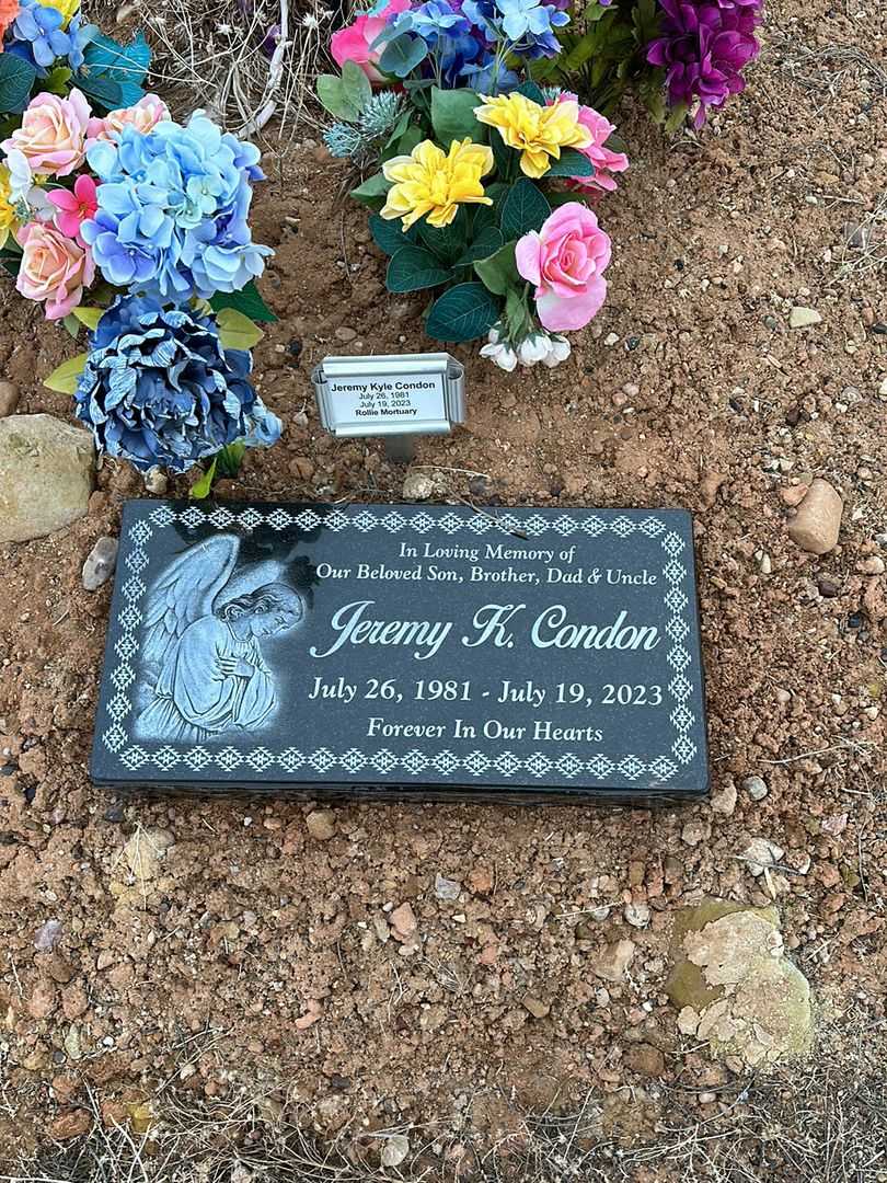 Jeremy K. Condon's grave. Photo 1